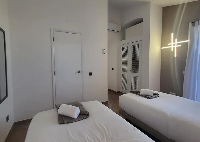 Oura V2 Jacaranda 빌라