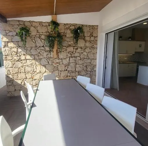 Oura V2 Jacaranda 빌라